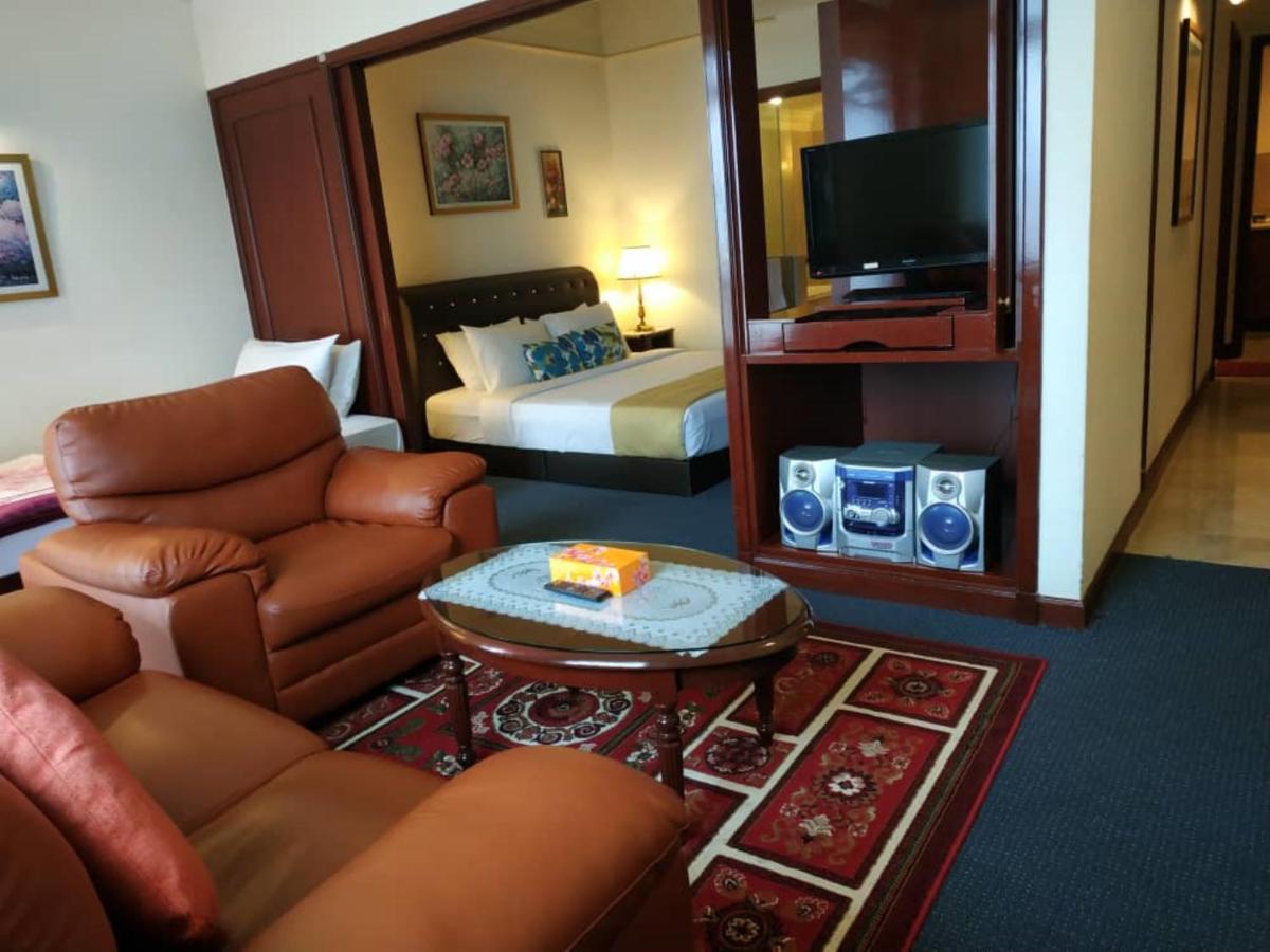 100100 Suites At Times Square Malaysia Kuala Lumpur Extérieur photo